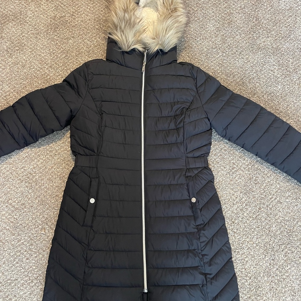 Hollister Women’s Puffer Parka